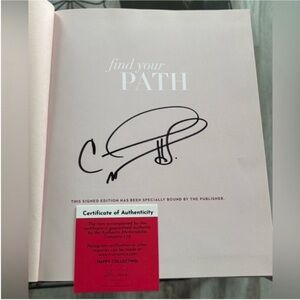 Carrie Underwood American Idol Music Judge  Signed Autograph Book With COA